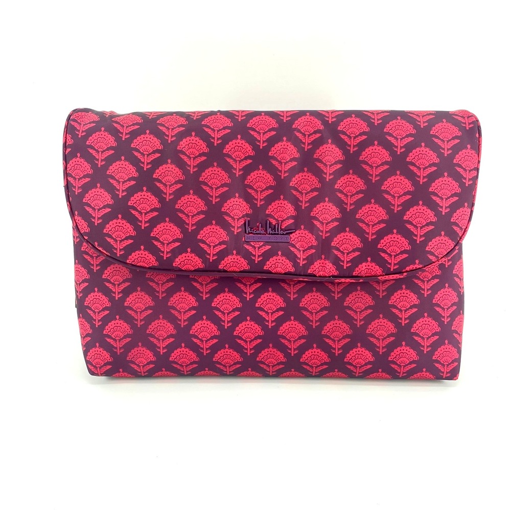 NWT Nicole Miller New York Pink &Purple Damask Floral Print Cosmetic Makeup Case